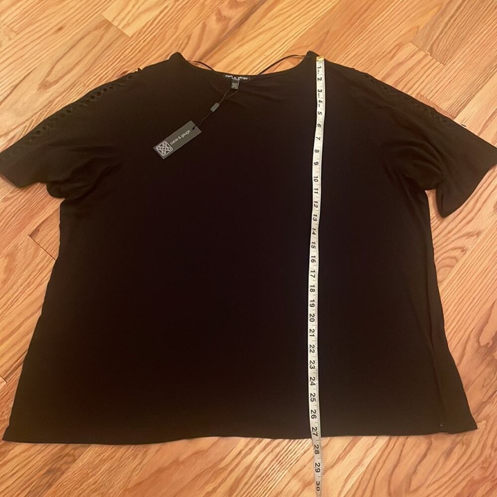 Cable & Gauge Black Top - Sleeve Cut Out Detail - 3X - Picture 4 of 7